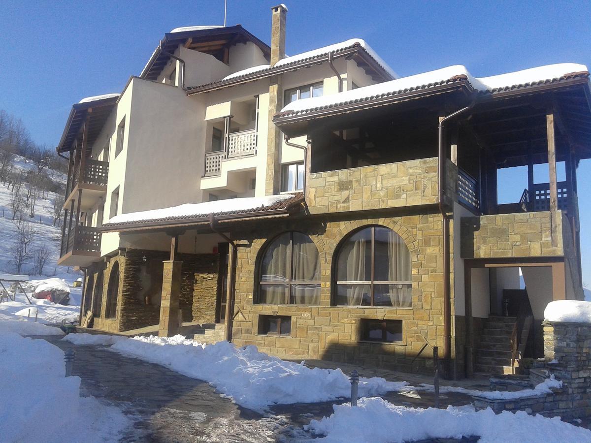 Family Hotel Balkana Apriltsi  Exterior foto